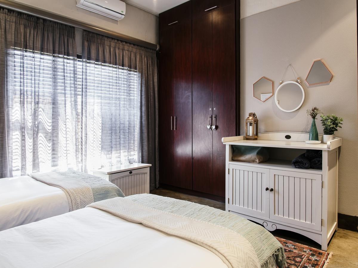 Buffalo Thorn Tree Lodge Swartruggens Εξωτερικό φωτογραφία