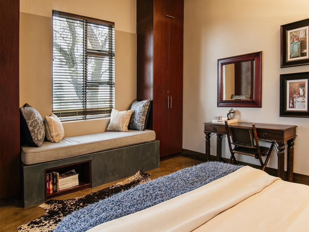 Buffalo Thorn Tree Lodge Swartruggens Εξωτερικό φωτογραφία