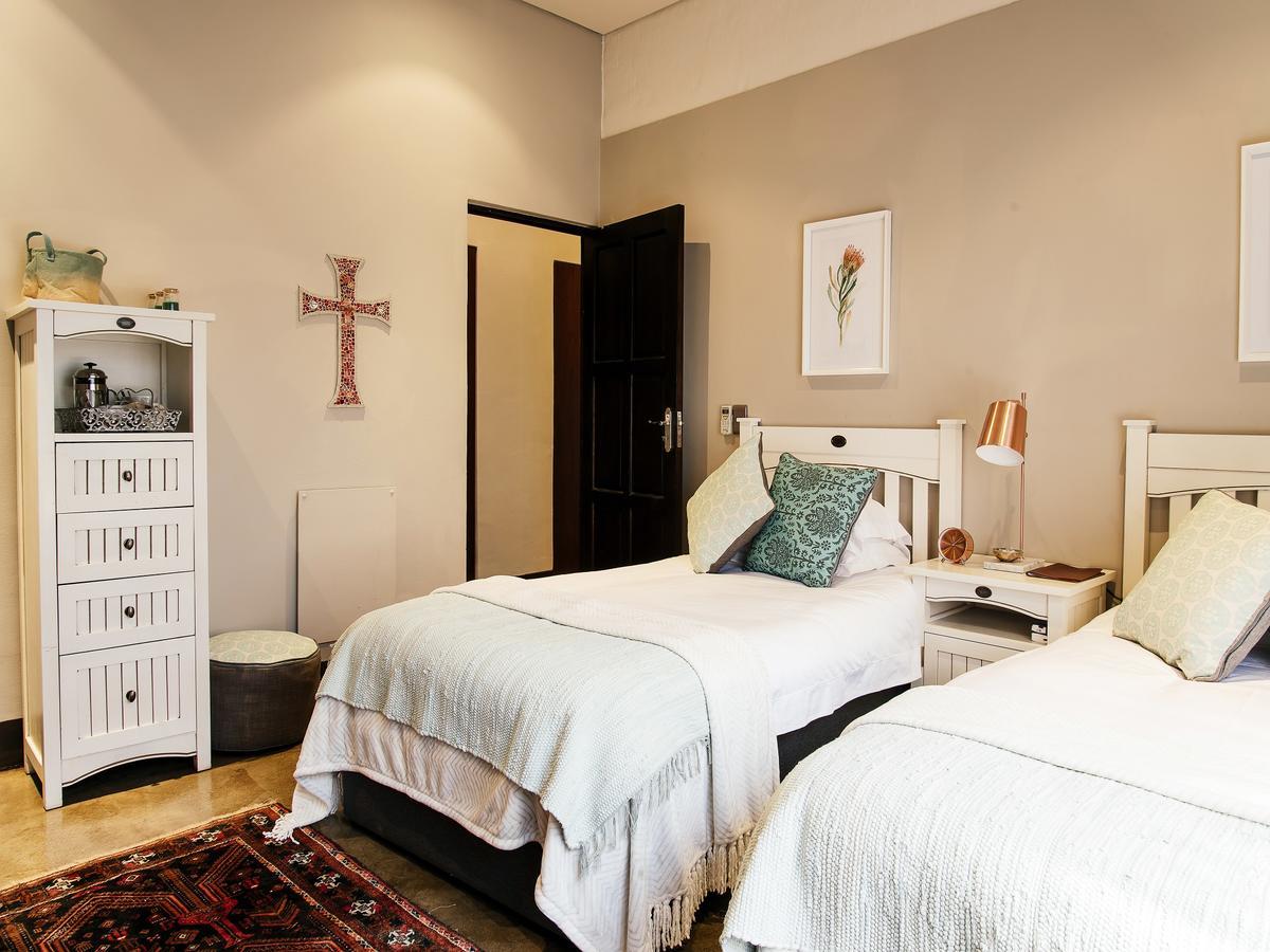 Buffalo Thorn Tree Lodge Swartruggens Εξωτερικό φωτογραφία